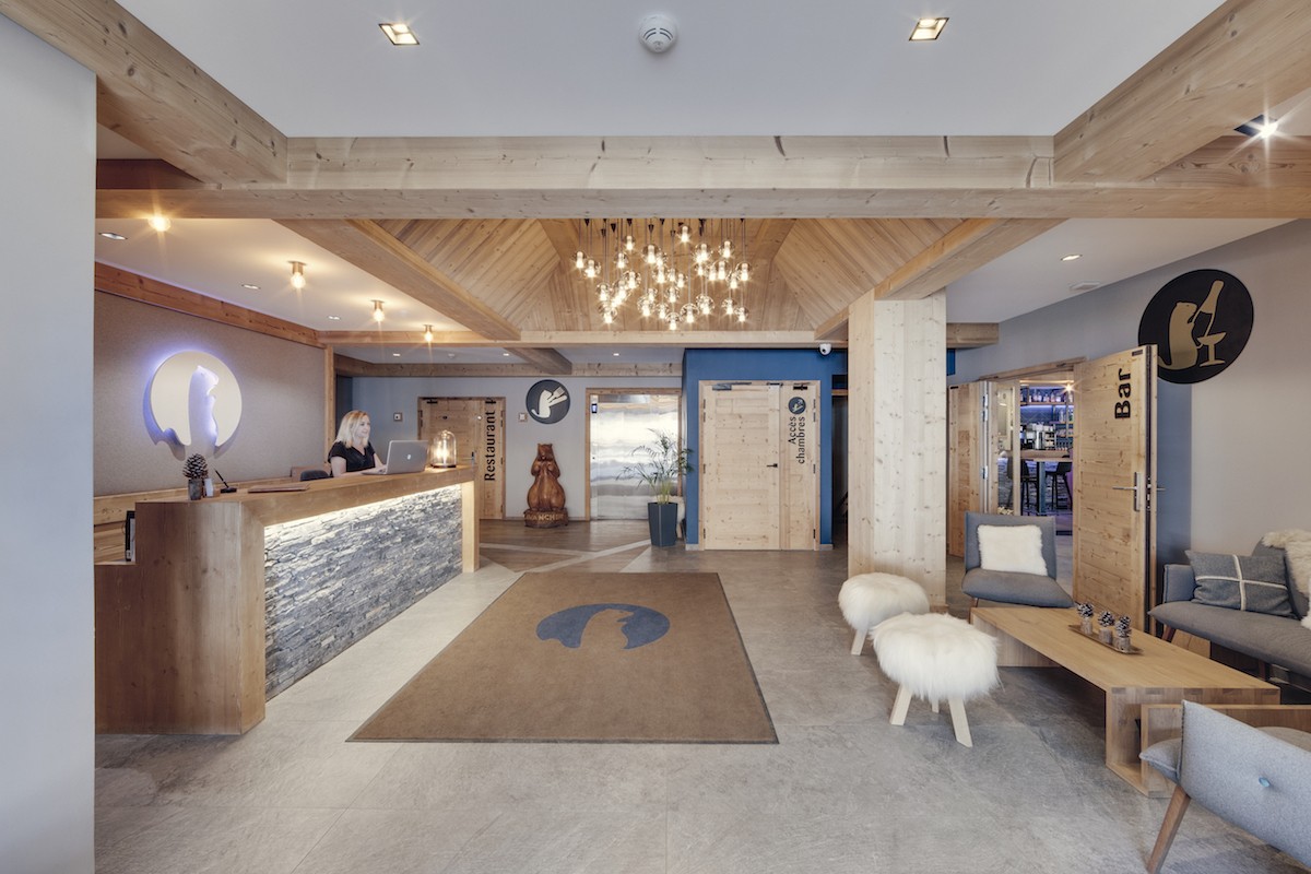 avancher-reception-01-bd-29192