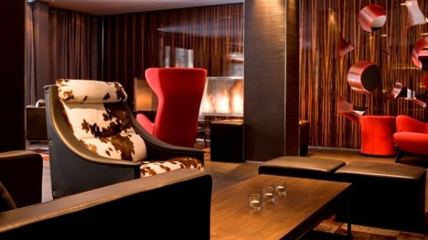 Bar of the hotel Avenue Lodge in Val d'Isere
