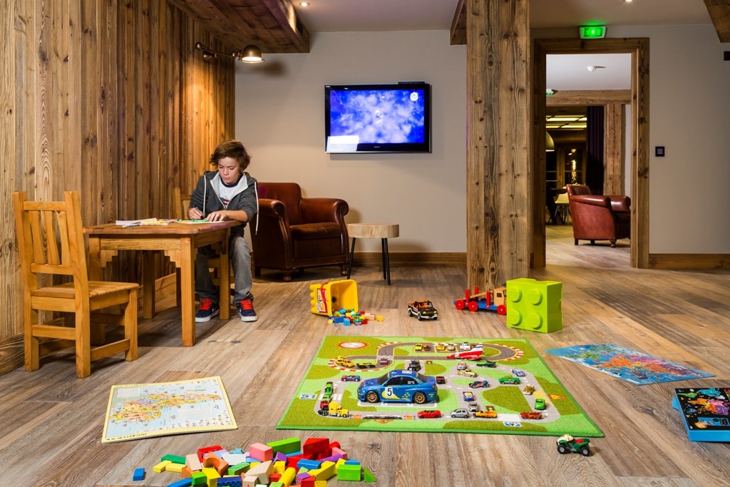 bp-kandahar-salledejeu-001-1000