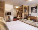hotel-ski-lodge-chambre-familiale-30m-51414623521-o-43644