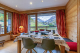 _lv_images__lot_0000010012_03_19336979