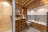 _lv_images__lot_0002340166_12_19471683