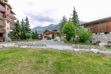 _lv_images__lot_0002340194_12_19346290