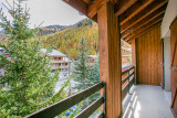 _lv_images__lot_0002340235_14_19345590