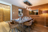 _lv_images__lot_0002340274_06_19471829