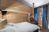 _lv_images__lot_0060020001_08_18792300