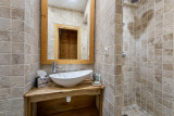 _lv_images__lot_0060510870_07_19341461