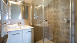 salle-de-douche-appartement-8-10-pers-19167008