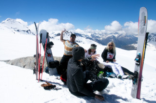 ski-entre-amis-au-pisaillas-17894-1200px-18080831