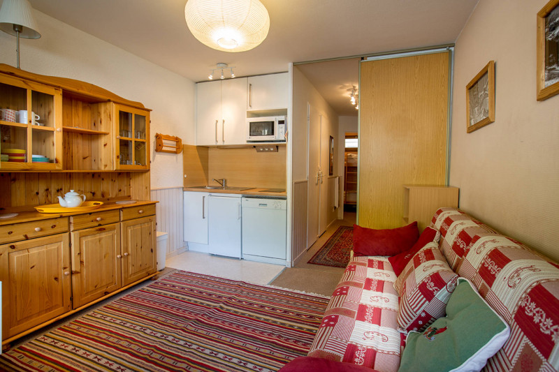 _lv_images__lot_0000000011_02_17363656 _lv_images__lot_0000000011_02_17363656