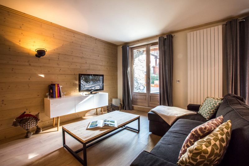 _lv_images__lot_0000000014_06_18356264