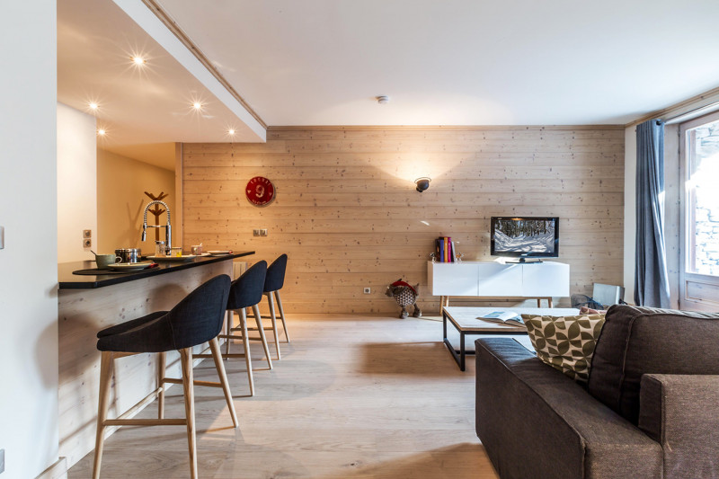 _lv_images__lot_0000000014_07_18178666