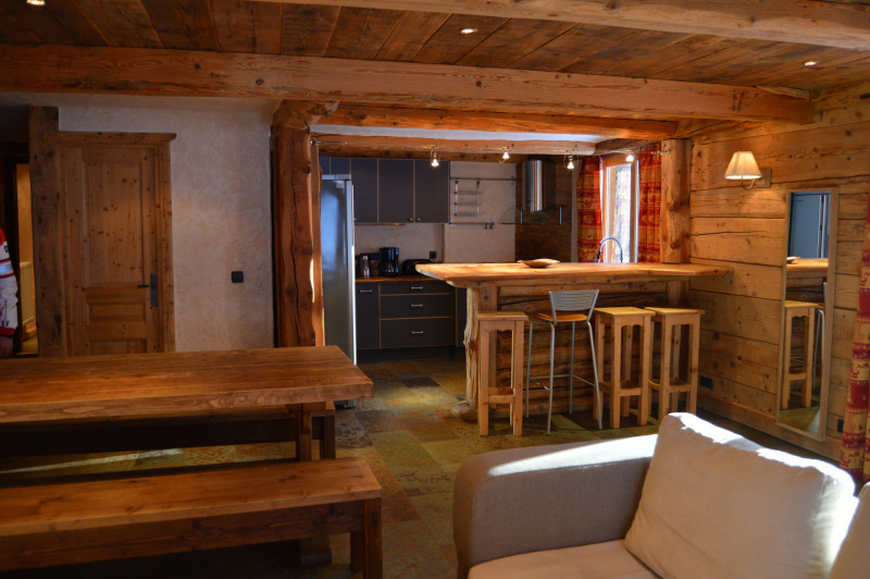 _lv_images__lot_0000000015_14_17398231 _lv_images__lot_0000000015_14_17398231