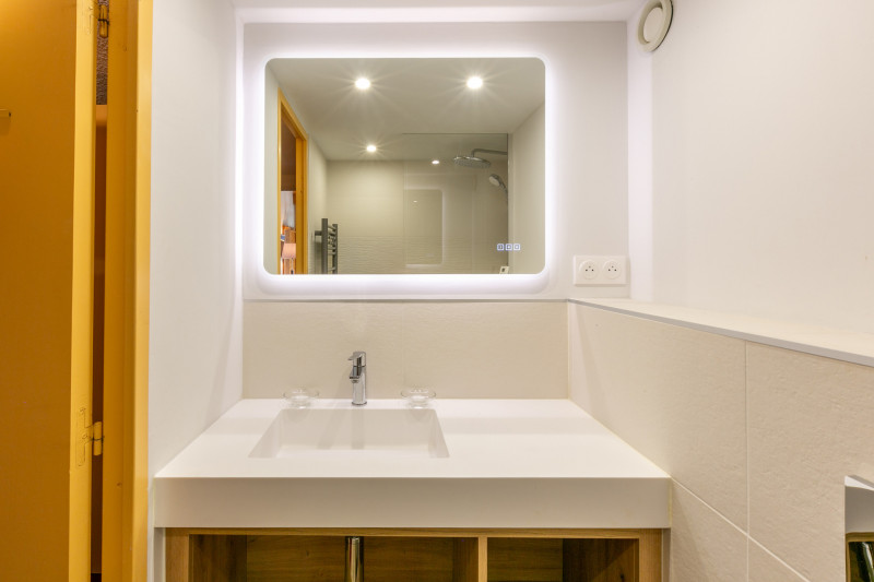 _lv_images__lot_0000000016_08_17406975 _lv_images__lot_0000000016_08_17406975