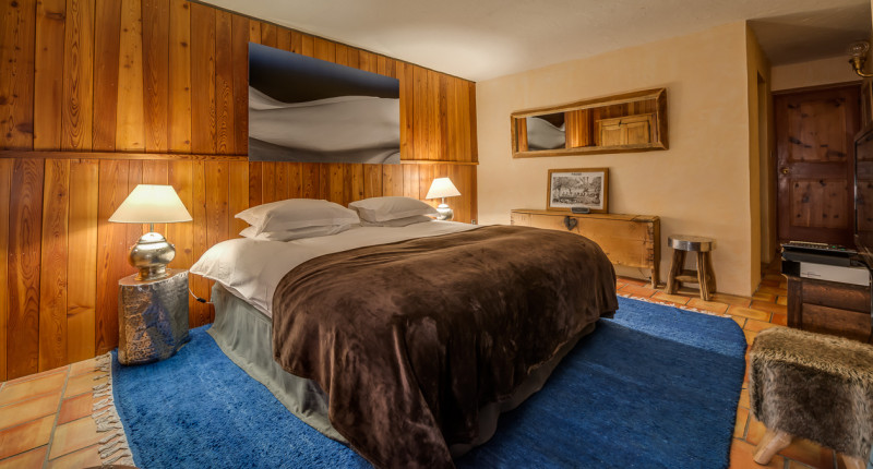 _lv_images__lot_0000000040_11_17938710