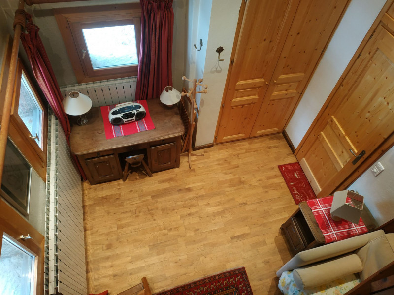 _lv_images__lot_0000000044_02_17938860 _lv_images__lot_0000000044_02_17938860