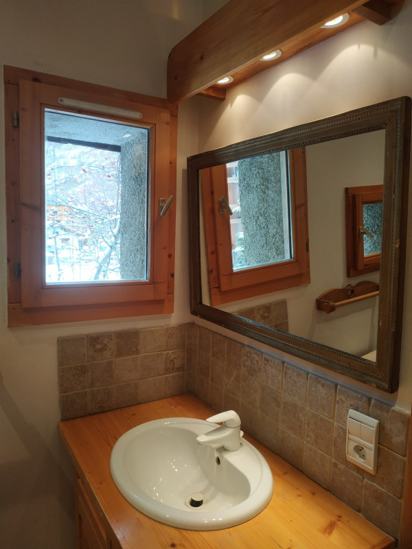 _lv_images__lot_0000000044_14_17363502