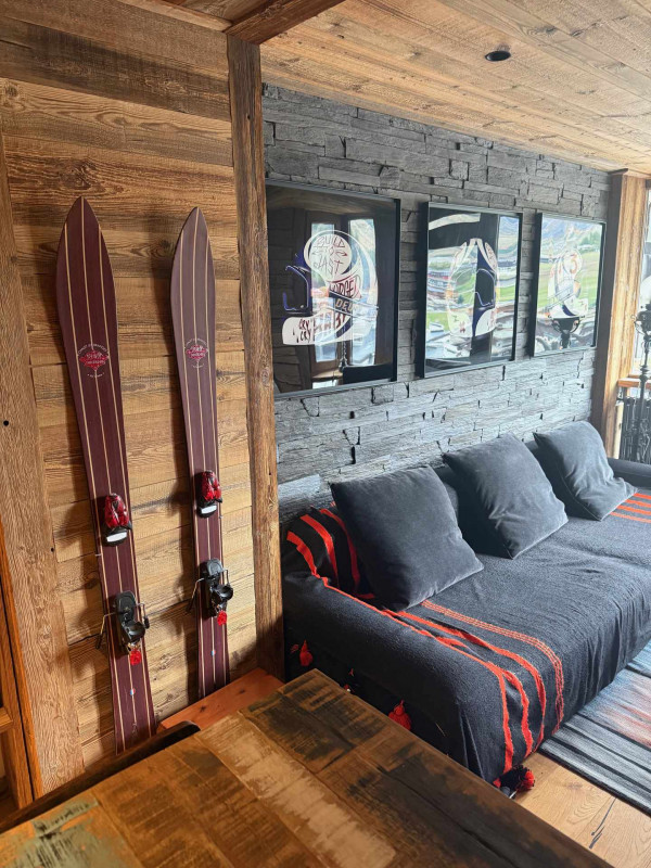 _lv_images__lot_0000000052_02_18161017 _lv_images__lot_0000000052_02_18161017