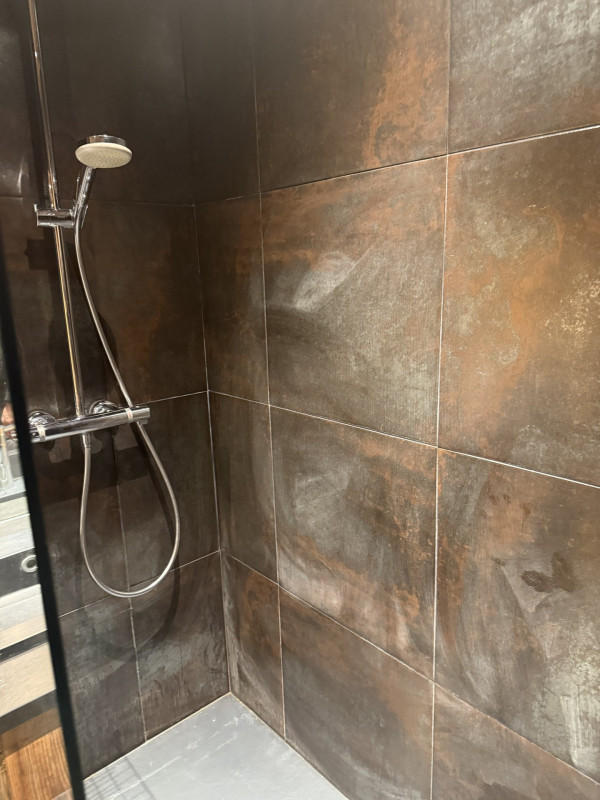 _lv_images__lot_0000000052_08_18063256