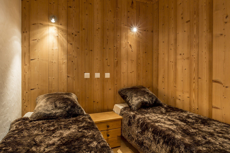 _lv_images__lot_0000010008_07_17401602 _lv_images__lot_0000010008_07_17401602