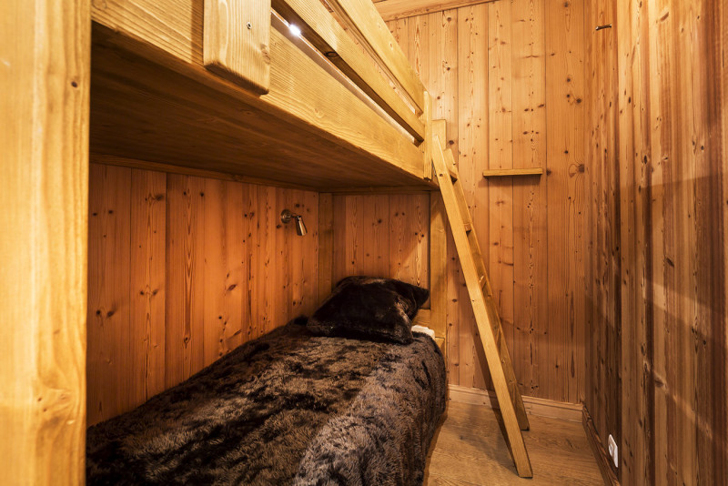 _lv_images__lot_0000010008_10_17366647 _lv_images__lot_0000010008_10_17366647