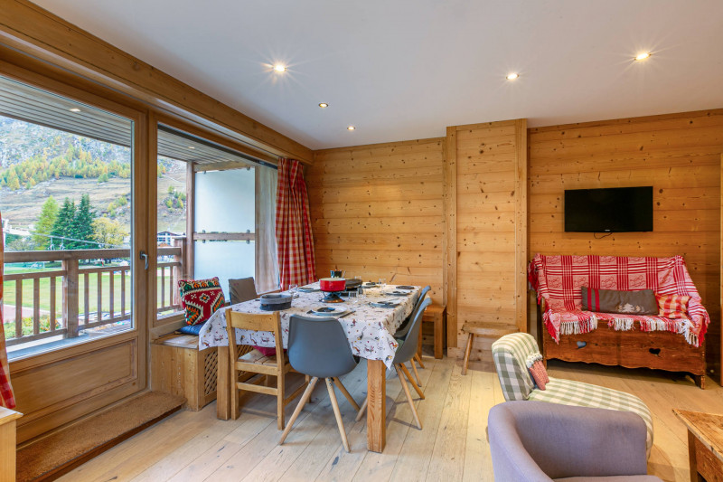 _lv_images__lot_0000010012_02_17383979 _lv_images__lot_0000010012_02_17383979