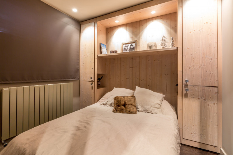 _lv_images__lot_0000020009_05_18451449