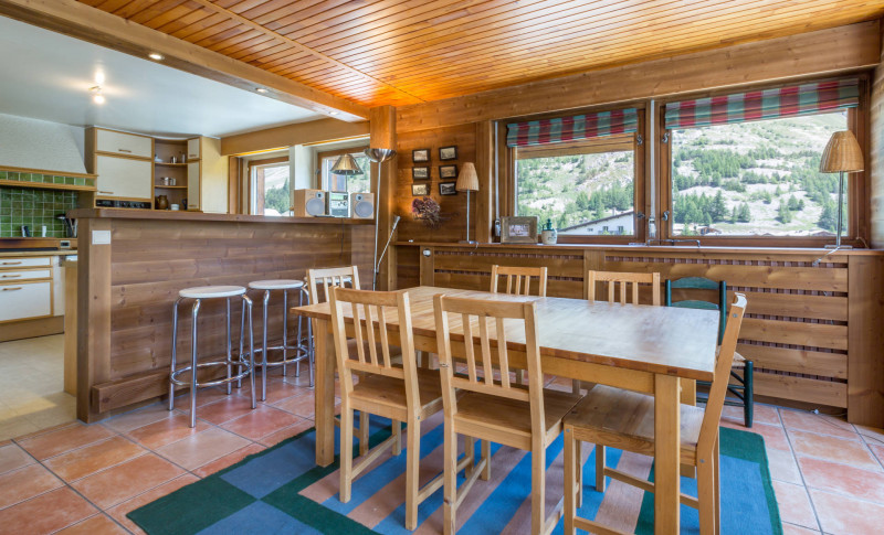 _lv_images__lot_0000030045_02_18475329