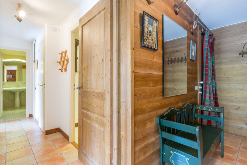 _lv_images__lot_0000030045_06_17407678 _lv_images__lot_0000030045_06_17407678