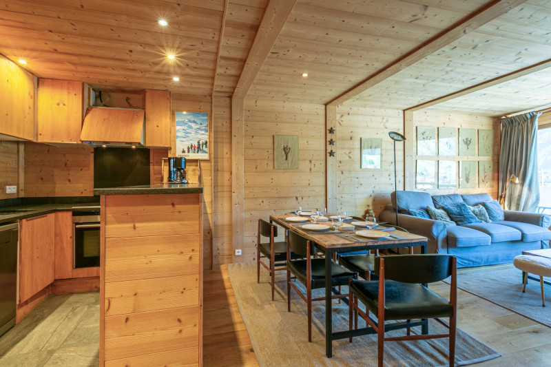 _lv_images__lot_0000100038_04_18448969