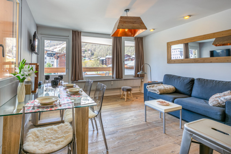 _lv_images__lot_0000110036_04_18360461 _lv_images__lot_0000110036_04_18360461