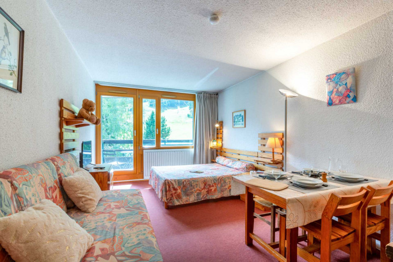 _lv_images__lot_0000120031_01_17759114 _lv_images__lot_0000120031_01_17759114