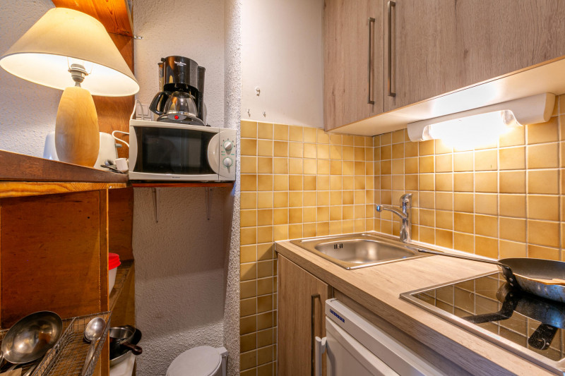 _lv_images__lot_0000120055_05_18120617