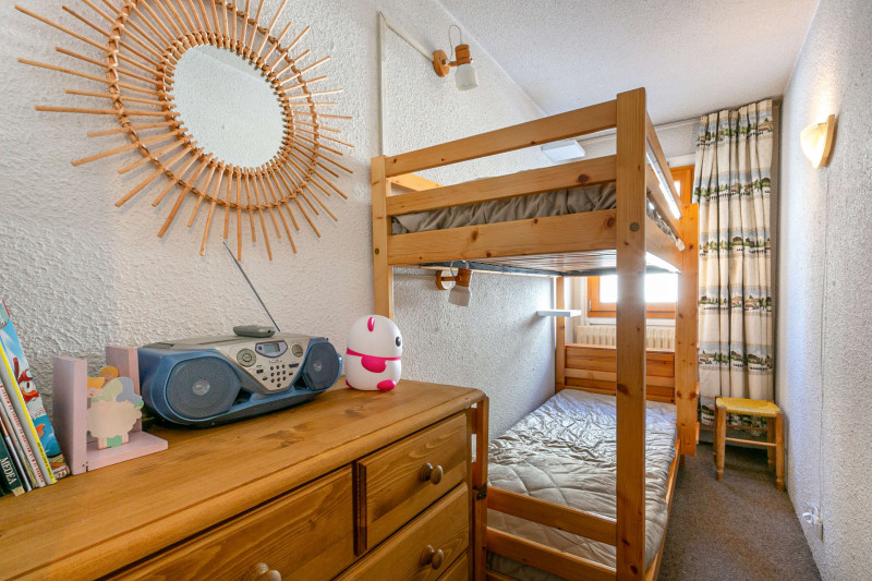 _lv_images__lot_0000120109_06_18135955