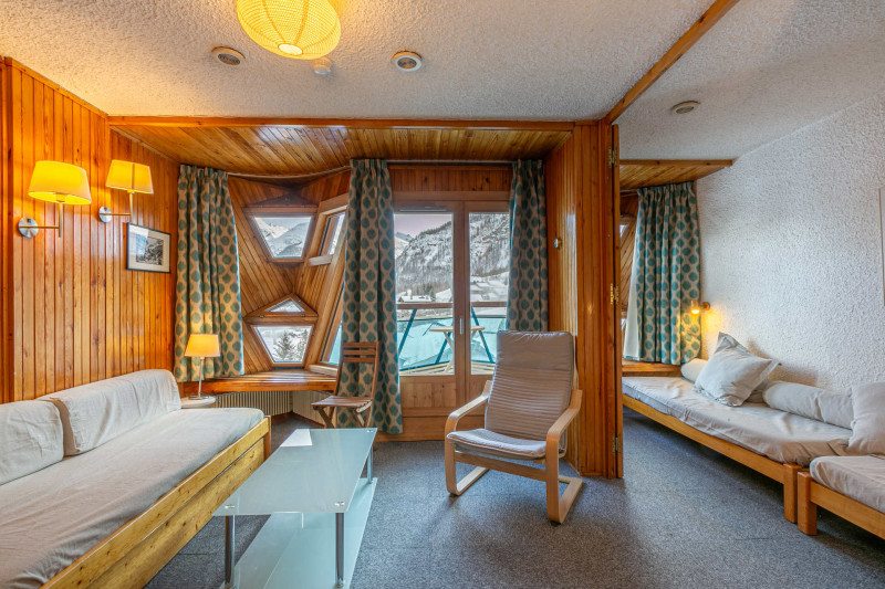 _lv_images__lot_0000130086_01_18557203