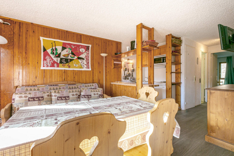 _lv_images__lot_0000140033_04_19353644 _lv_images__lot_0000140033_04_19353644