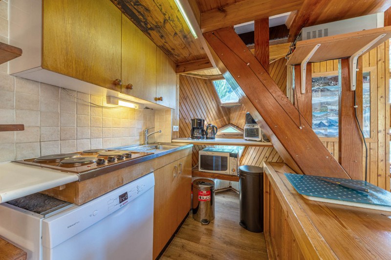 _lv_images__lot_0000140073_03_18435013