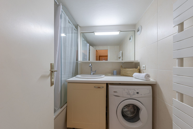 _lv_images__lot_0000140073_08_17788384 _lv_images__lot_0000140073_08_17788384