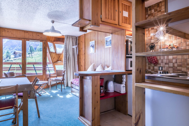 _lv_images__lot_0000140075_06_18466681