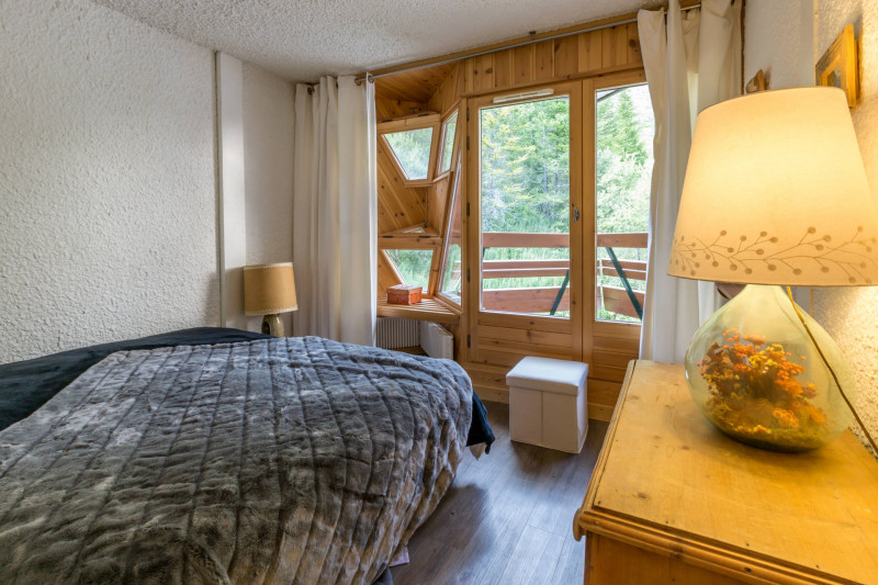 _lv_images__lot_0000140080_06_18451159