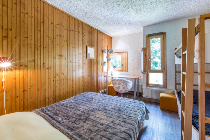 _lv_images__lot_0000140080_11_18557599