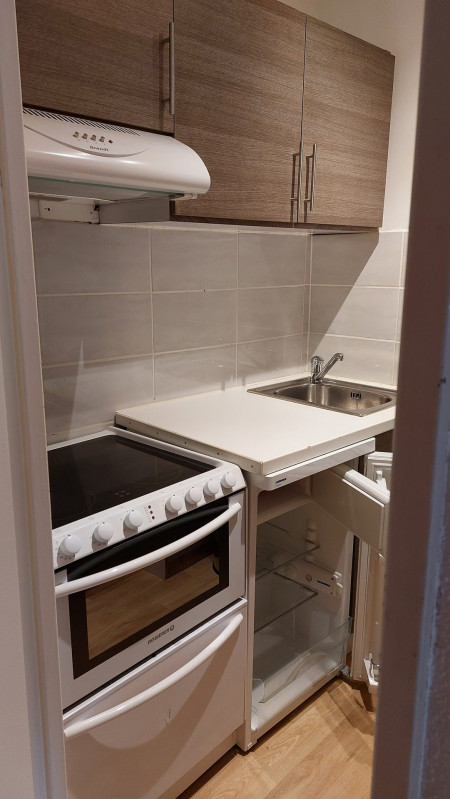 _lv_images__lot_0000180028_12_17443069