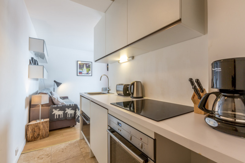 _lv_images__lot_0000220025_04_17831874