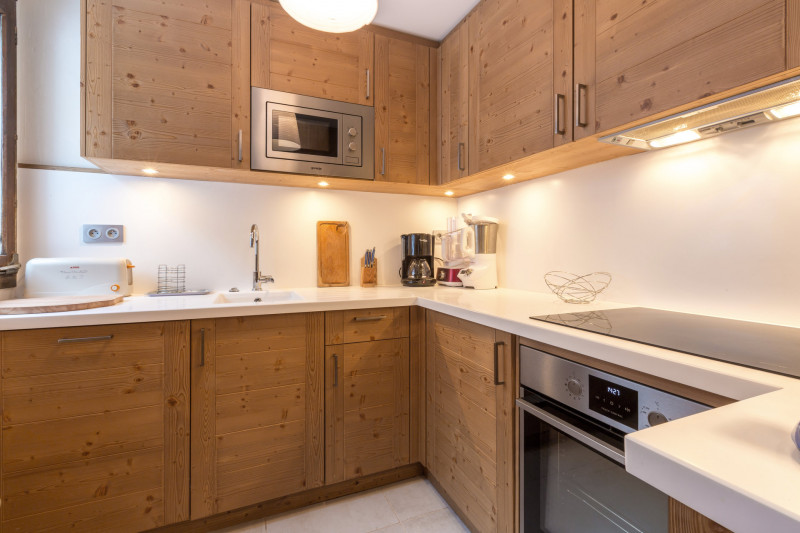 _lv_images__lot_0000230018_05_18279620 _lv_images__lot_0000230018_05_18279620