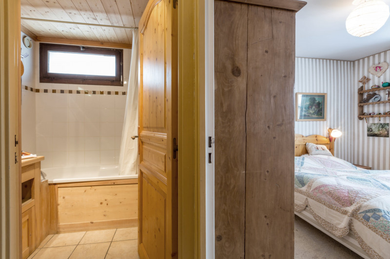 _lv_images__lot_0000230021_11_18357288 _lv_images__lot_0000230021_11_18357288