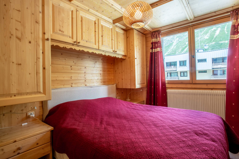 _lv_images__lot_0000230026_09_18304235 _lv_images__lot_0000230026_09_18304235