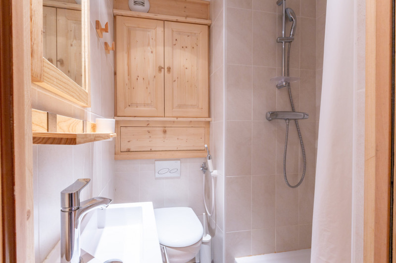 _lv_images__lot_0000230026_13_18180141 _lv_images__lot_0000230026_13_18180141