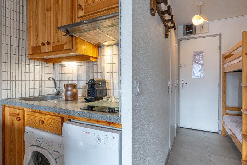 _lv_images__lot_0000240033_06_17367871 _lv_images__lot_0000240033_06_17367871