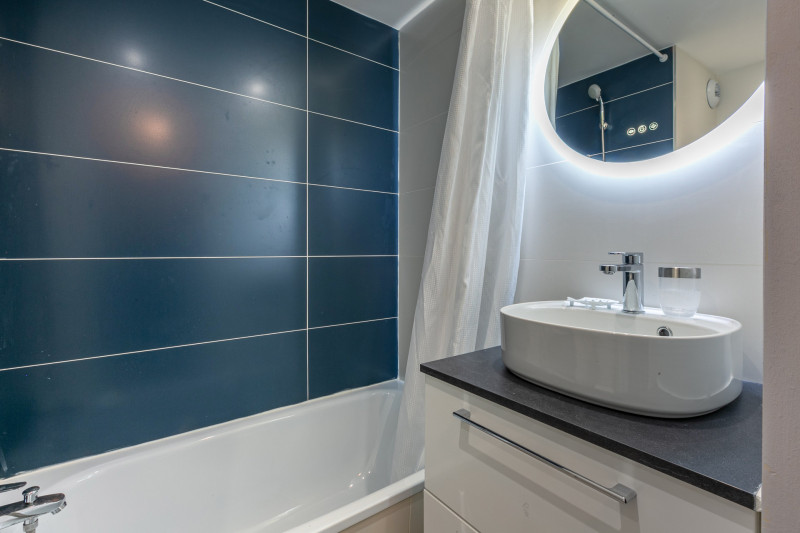 _lv_images__lot_0000240033_09_18358908