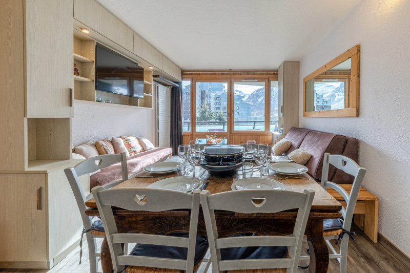 _lv_images__lot_0000240084_05_17399240 _lv_images__lot_0000240084_05_17399240